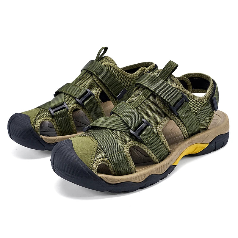 Men's Casual Mesh Outdoor Beach Sandals Fashion Light Breathable Shoes Men Anti-slip Waterproof Sandals Man Comfortable Sneakers