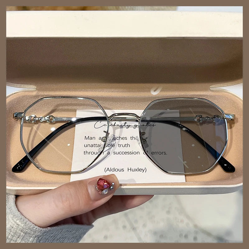 Women's Nearsighted Sunglasses | Light-Changing Lenses | Prescription Strength Available