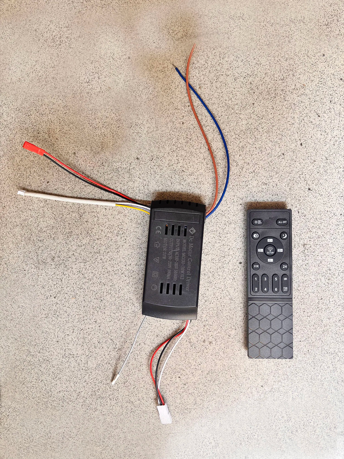 Driver Fit for Fan Kit Replacement Remote Control DC 6 Speeds Ceiling Fan Light Input 90-220V Transformer