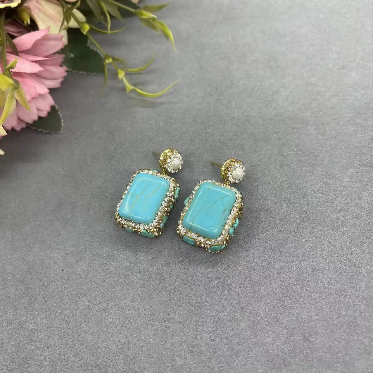 Vintage Turquoise Jewelry Fashionable Inlaid with Turquoise Jewelry Necklace Earrings Ring Bracelet for Women Party Gift