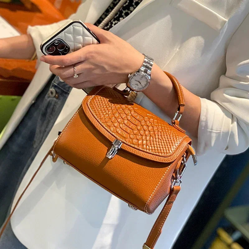 women's mini handbag Ladies' luxury crossbody bag fashionable crocodile pattern design women's genuine leather crossbody bag