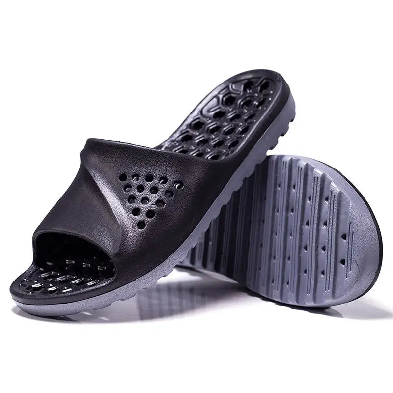 Bathroom Hollow Anti-slip Male Slipper Designer Luxury Trend 2025 Slides High Quality Fashion Adult Casual Clappers Men's Shoe