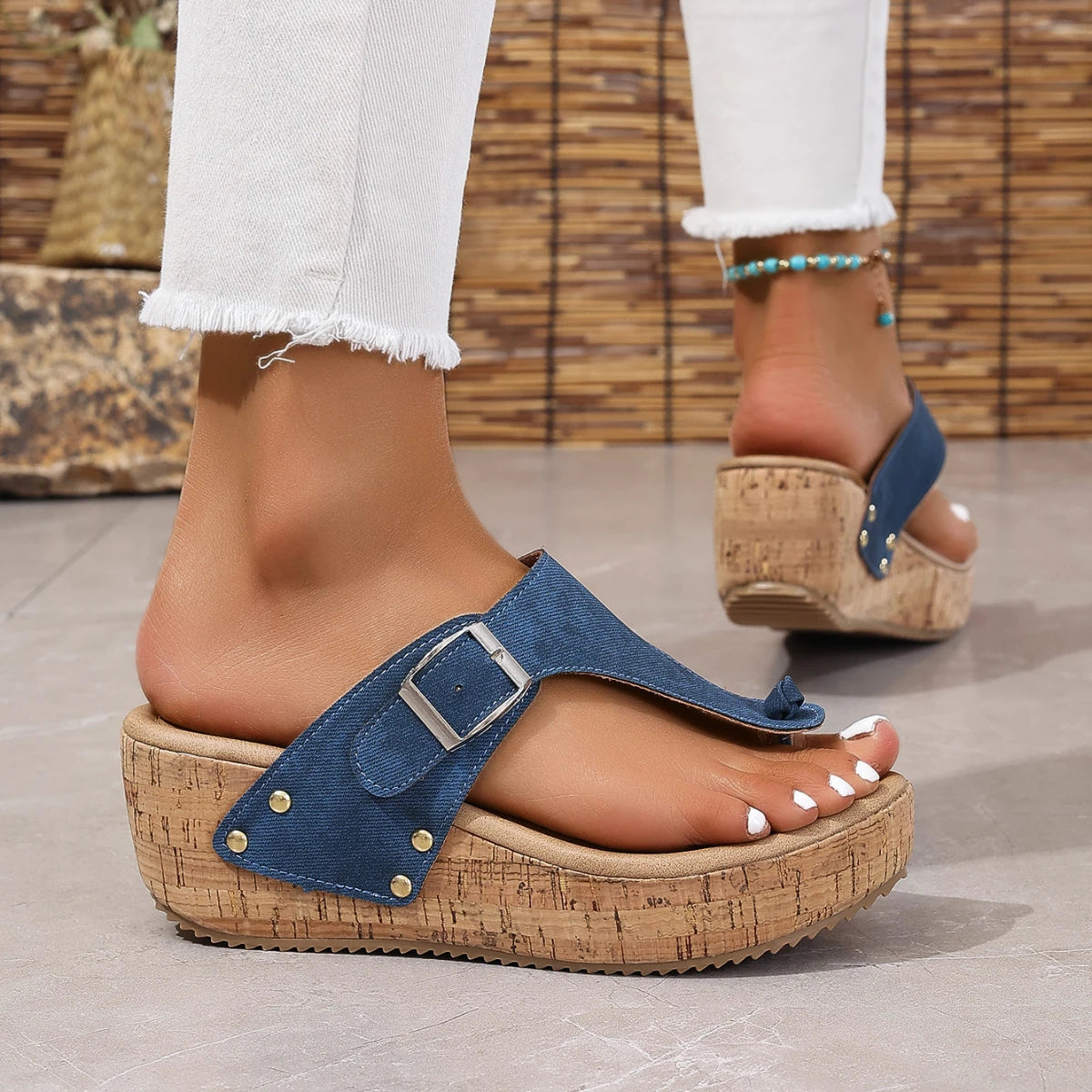 Women Sandals Platform Clip Toe Slippers Flip Flops Summer Wedges Fashion High Heels Shoes for Women New Trend Outdoor Sandals image