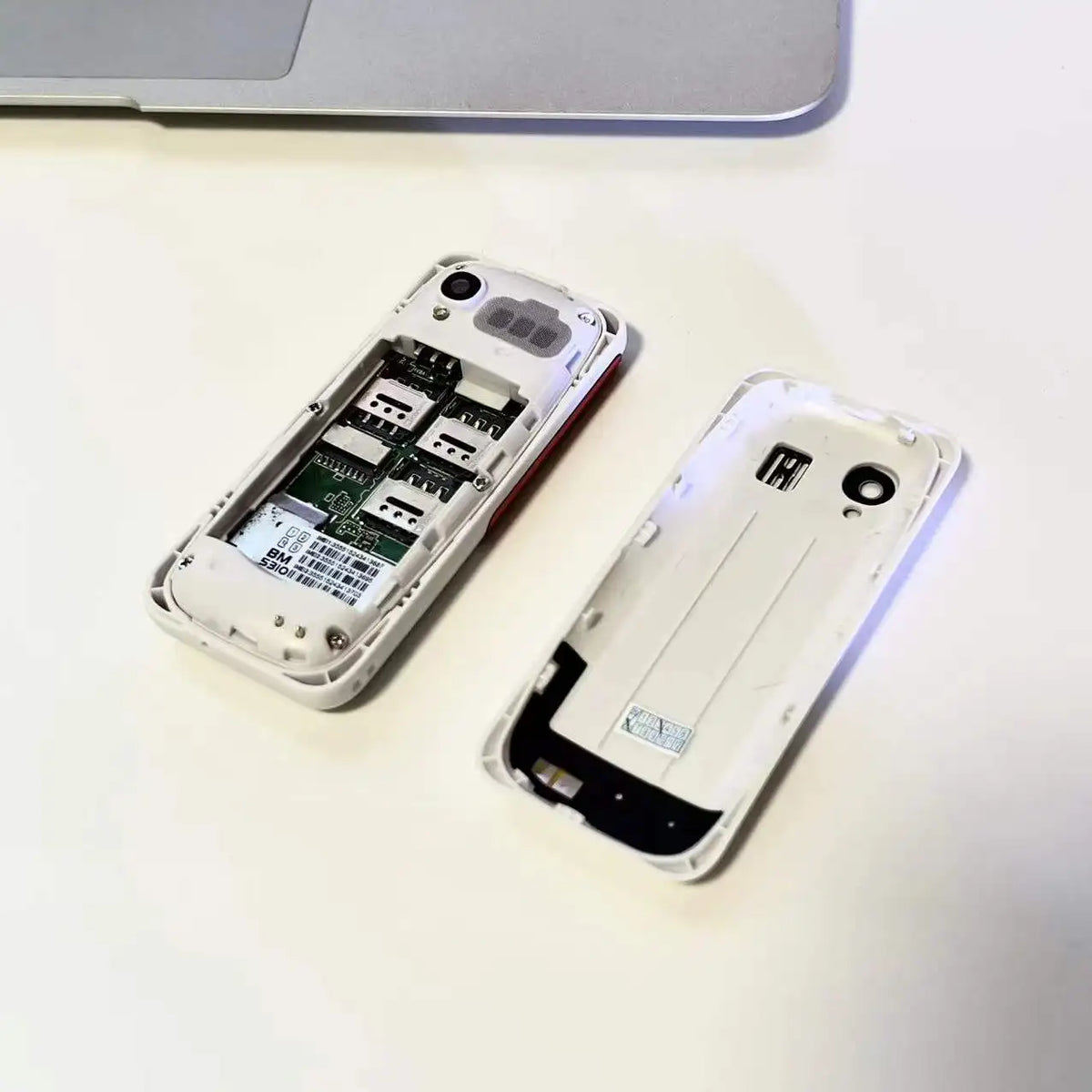 SERVO BM5310 Mini Mobile Phone 3 SIM Standby Speed Dial Call Recorder Magic Voice Bluetooth Dialer FM 2G Super Small Cellphones