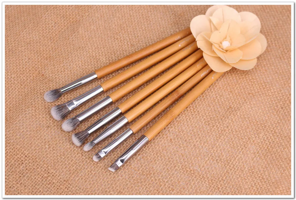 Vela.Yue Premium Makeup Brush Set 7pcs Eyes Shadow Smudge Blending Contour Eyeliner Eyebrow Makeup Applicator Tools Kit