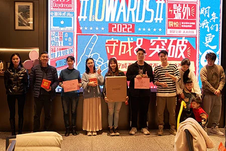 Travel Sports Gym Duffel Bag with Shoe Compartment Bag for Women