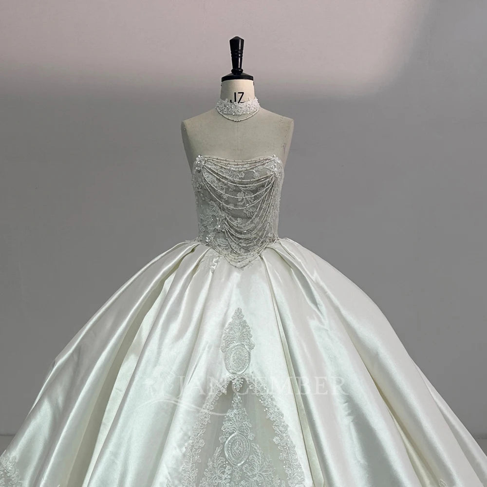 Satin Sleeveless Latest Wedding Dresses Bridal Gown Bride Wedding Dress With Tail Xs141