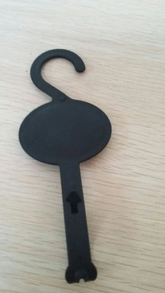 Durable High Quality Cheap Plastic Belt Hanger Wholesale