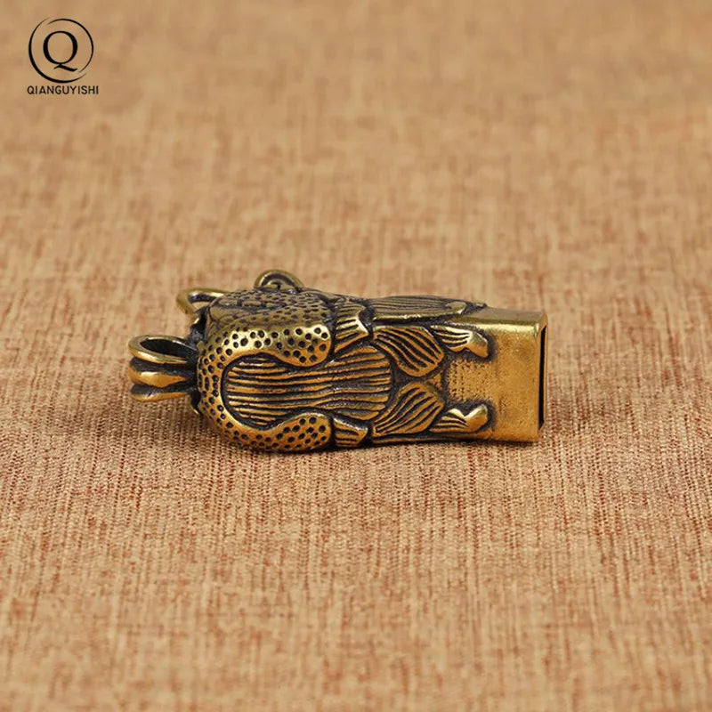 Vintage Brass Dragon Head Whistle Car Keys Chains Pendants Men Women Outdoor Survival Tools Whistles Necklaces Keychains Hanging
