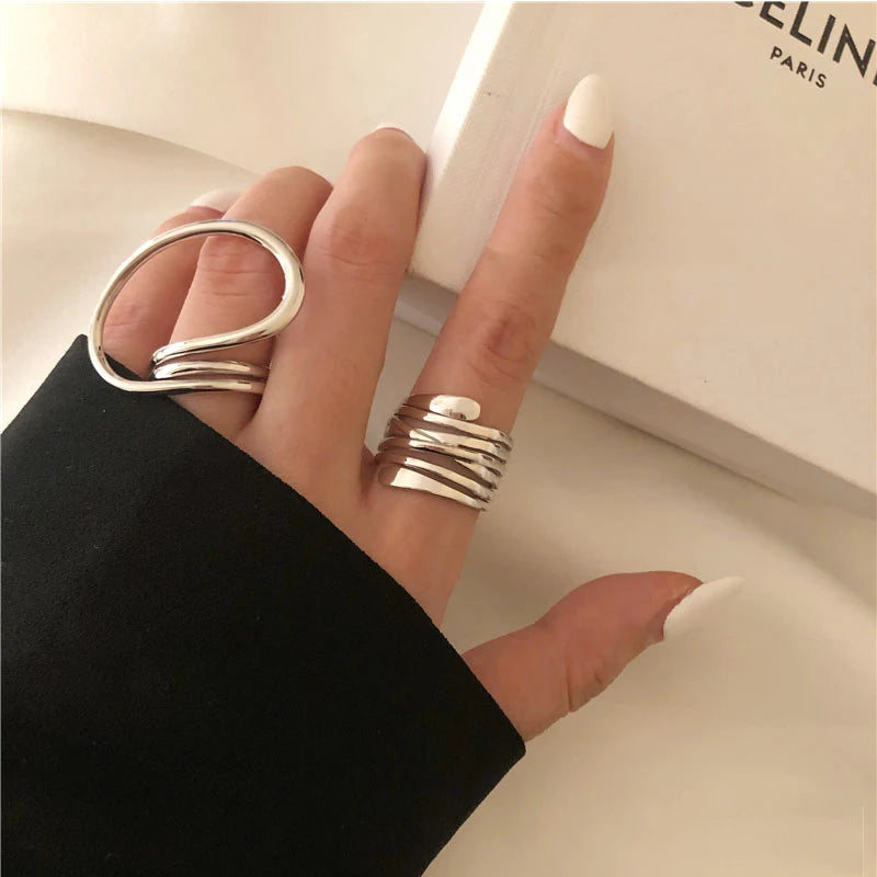 Fashion Hips Hops Jewelry Exaggerated Geometric Ring for Women Gold Plated Irregular Twist Finger Ring for Women Girls