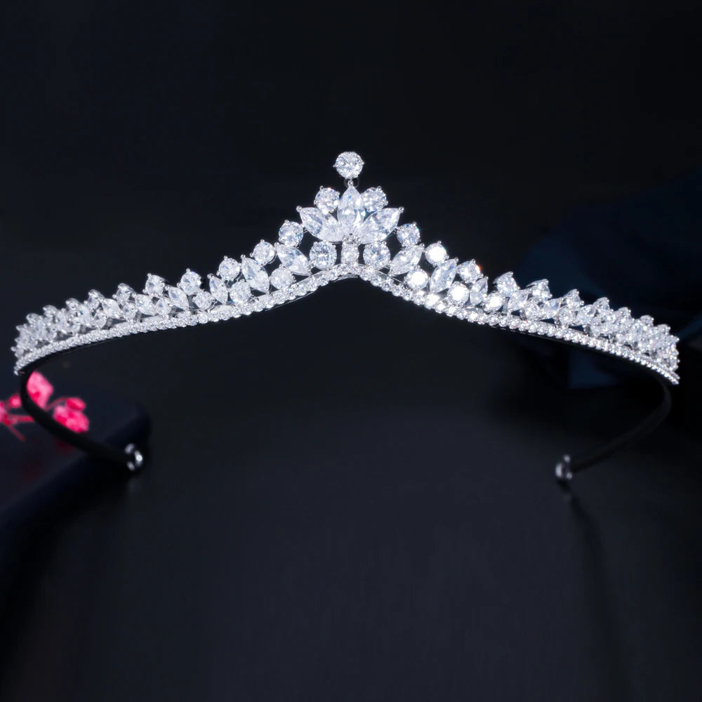 Elegant Shiny Cubic Zirconia Crystal Big Bridal Tiaras and Crowns Hair Accessories for Women Wedding Costume Headwear Jewelry