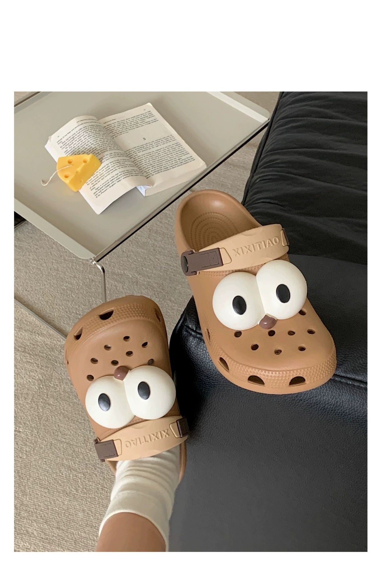 Thin Strip Fun Cartoon Funny Big Eye Couple Hole Shoes Outdoor Non-Slip Pump Beach Shoes Baby Boy and Girl Summer