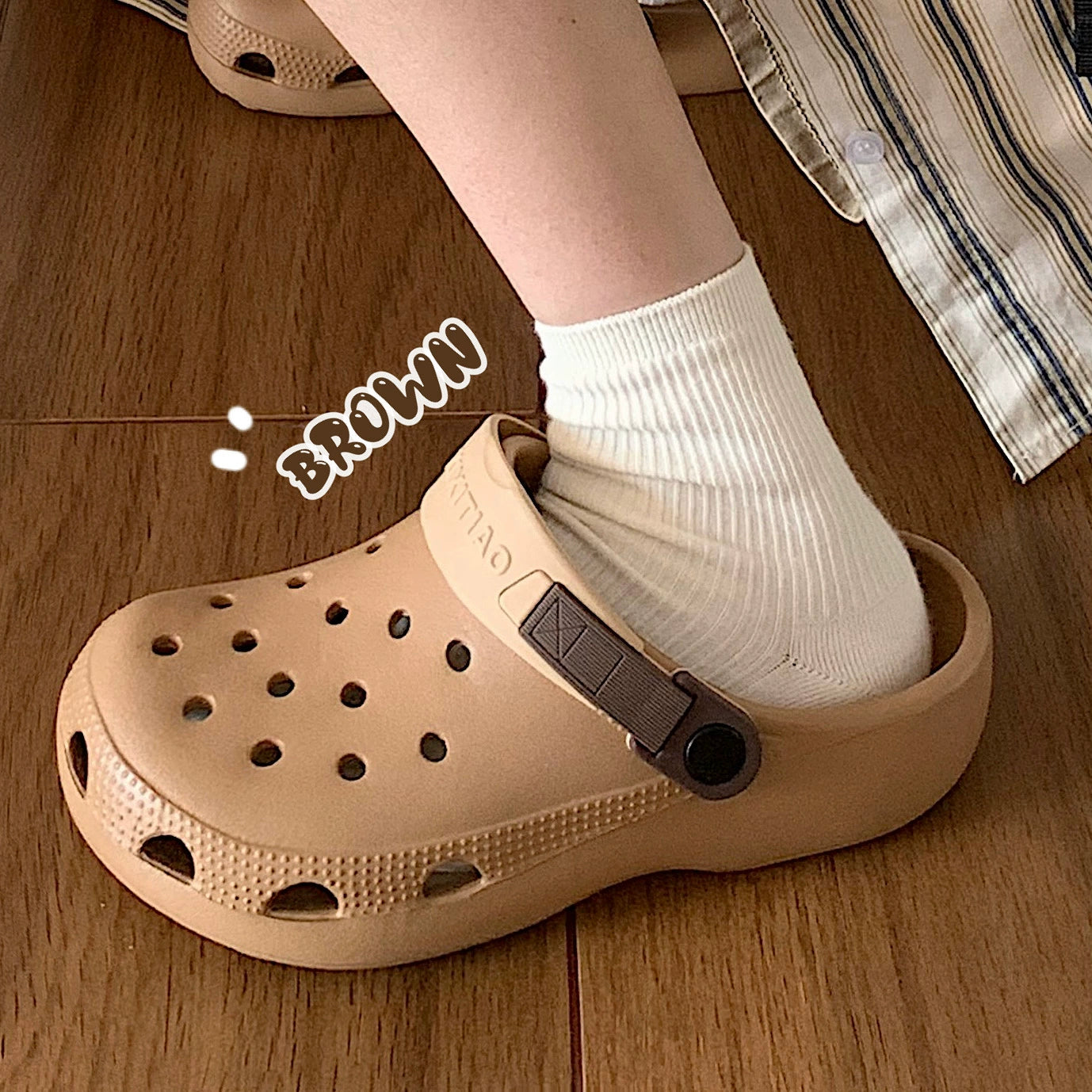 Thin Strip Fun Cartoon Funny Big Eye Couple Hole Shoes Outdoor Non-Slip Pump Beach Shoes Baby Boy and Girl Summer