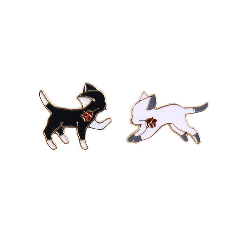 INS Japanese Style Black and White Cat Schoolbag Couple Brooch
