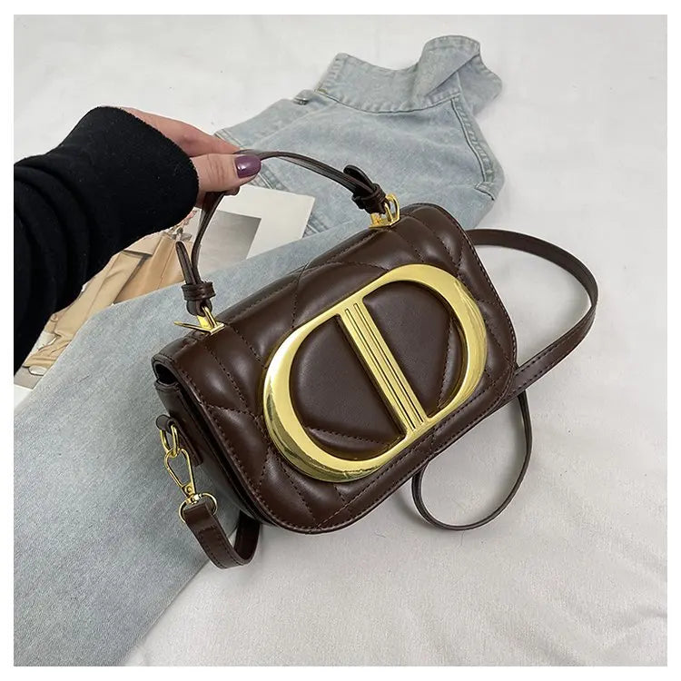 Luxury Chic Designer Diaper Bag For Women Large Capacity Tote Elegant Leather Crossbody Handbag For Fashionable And Practical