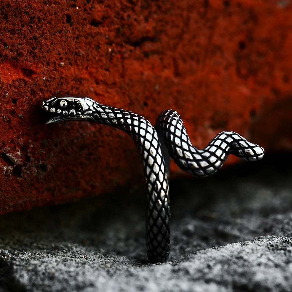 BEIER New Fashion 316L Stainless Steel Rattler Snake Ring Punk Cool Gothic Women Men  Unisex Serpent Stainless Steel Jewelry