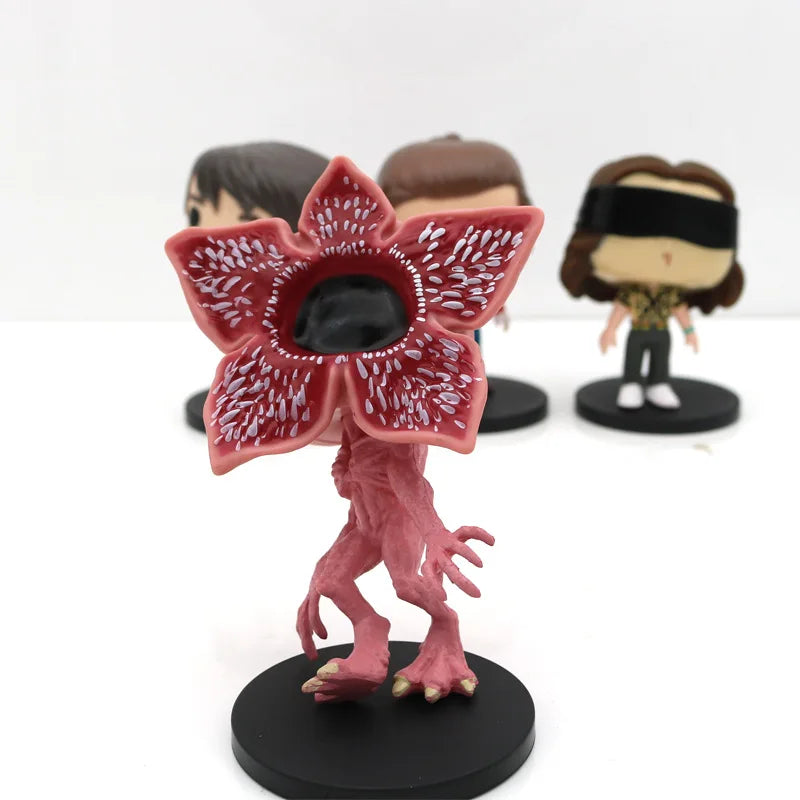 2025Popular New 4-inch Strange Story Man Eating Flower Hand Office Model Ornament with Base 8 Desktop Decoration Ornaments Gifts