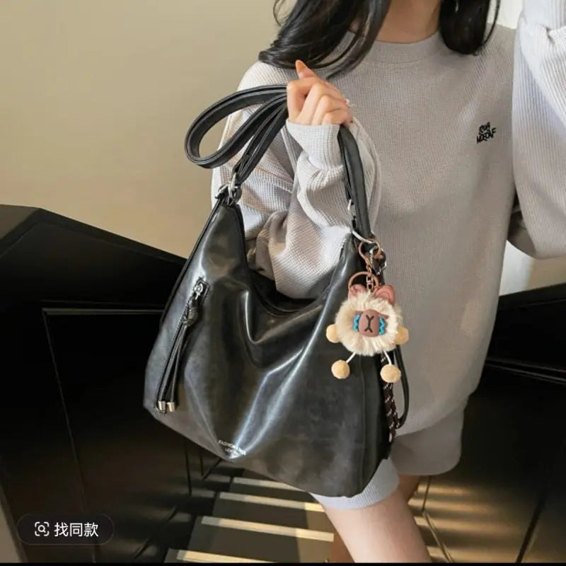 Retro Large Capacity Crossbody Shoulder Tote Bag for Women Commuter Bag 2025 New Luxury Minimalist High-End Feel PU Leather