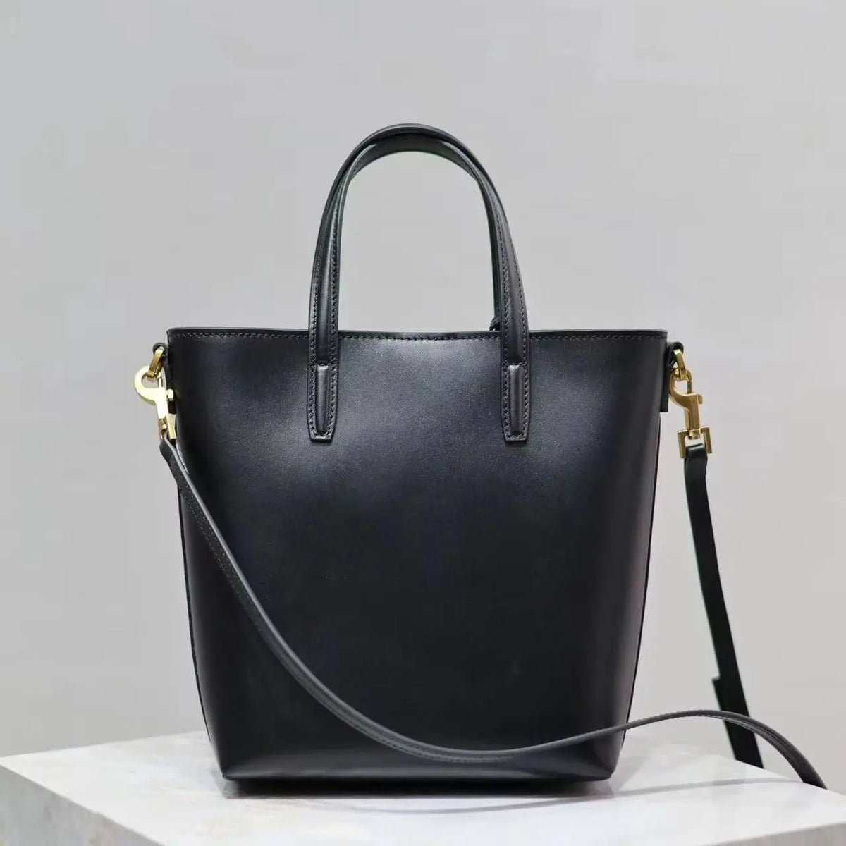 Designer Brand New High Quality First Layer Cowhide Hand Bill Shoulder Bag Women's Fashion Bucket Bag Crossbody