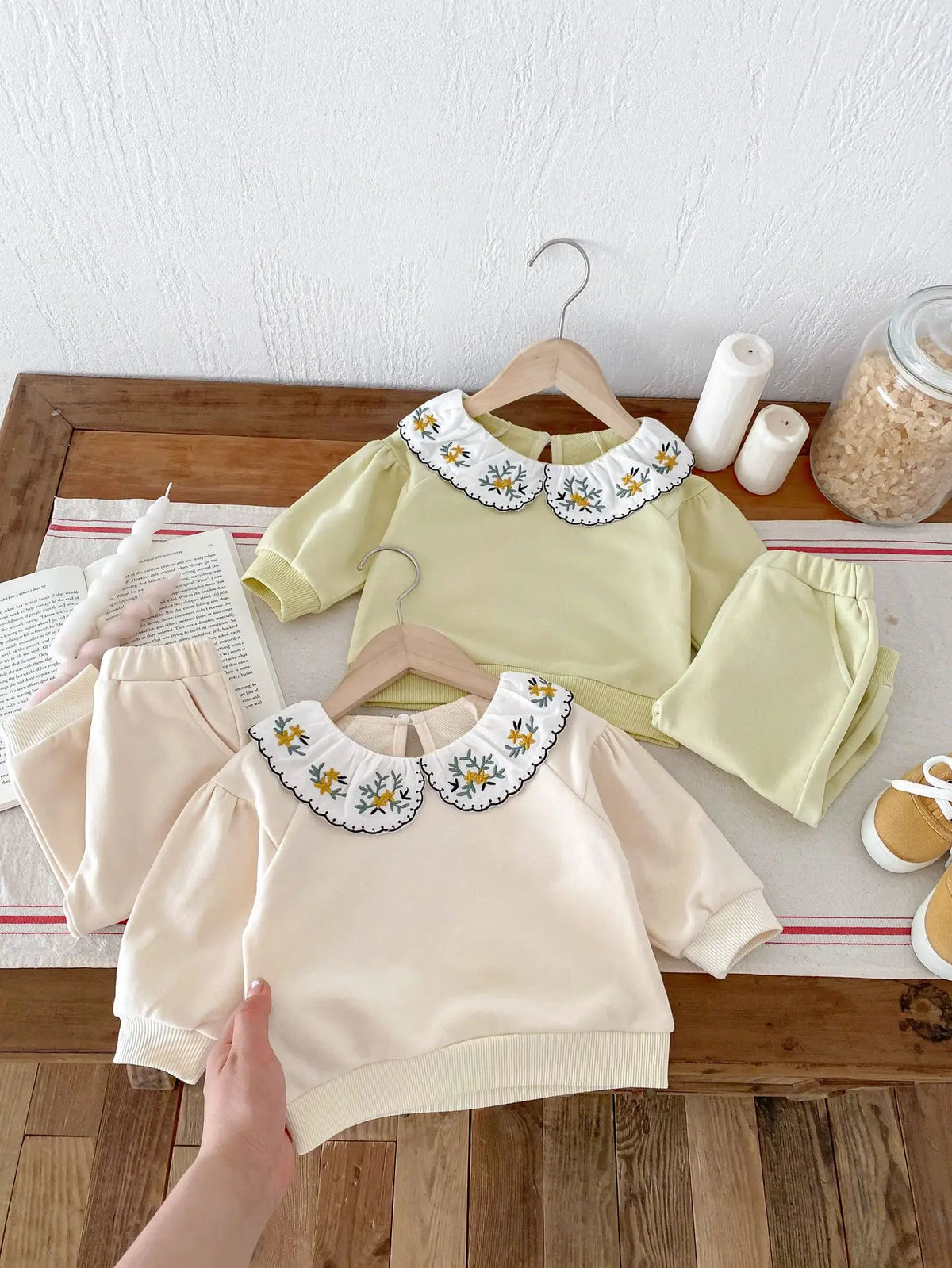 2025 Infant Toddler Fall Clothes Set: Girls' Stylish Two-Piece Pullover Sweatshirt and Pants Set for Baby Girls Outing