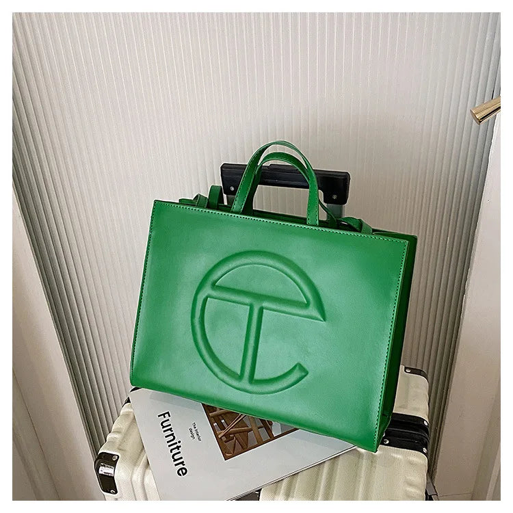 2026 Fashion Elegant Classic Paris Diaper Bag Unique Leisure Business Crossbody Purse for Women Daily Commute Work