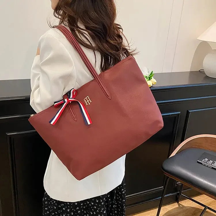 Vintage Elegant Diaper Bag: Luxury Crossbody Handbag For Women With Designer Letter Logo And Large Capacity Tote Function