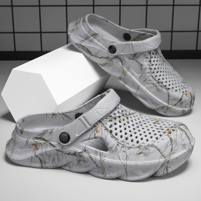 Men's Summer Sandals Clogs Men Women Breathable EVA Thick and Soft Sole Slippers Beach Water Shoes Couple's Clogs Big Size 47