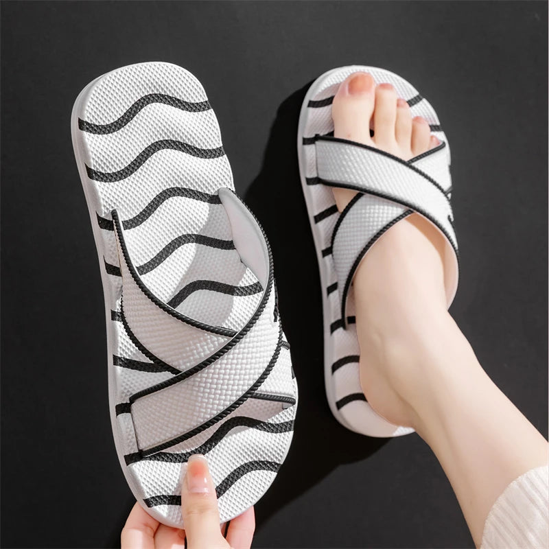 Couple Style Men's and Women's New Summer Beach Shoes Lightweight Flip-Flops Non-Slip Large Size Slippers Thick-Soled Anti-Odor