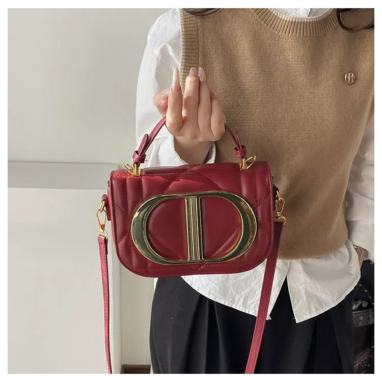 Luxury Chic Designer Diaper Bag For Women Large Capacity Tote Elegant Leather Crossbody Handbag For Fashionable And Practical