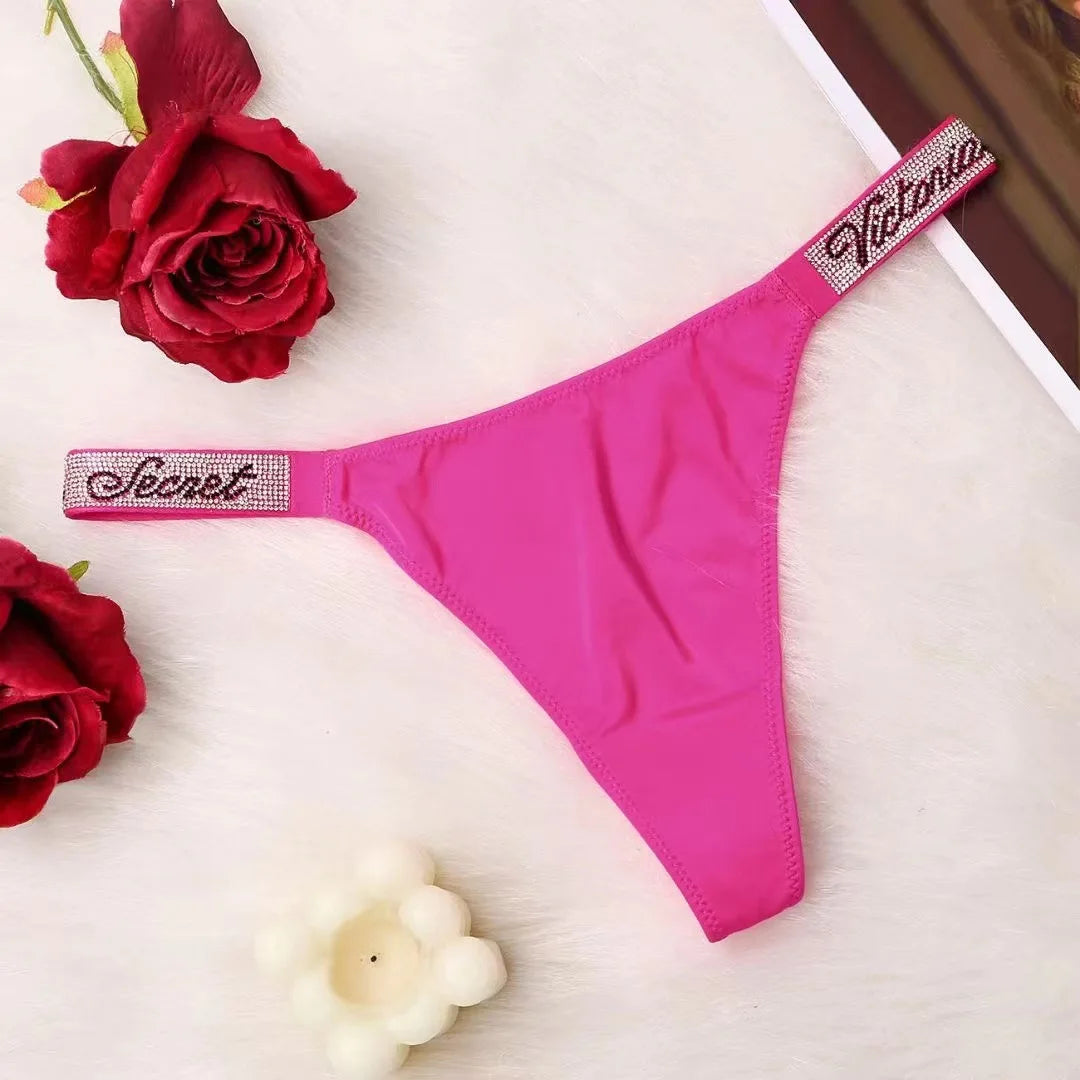 Fashion large size printed women's underwear comfortable rhinestone sexy underwear pink brand thong seamless t-pants metal chain