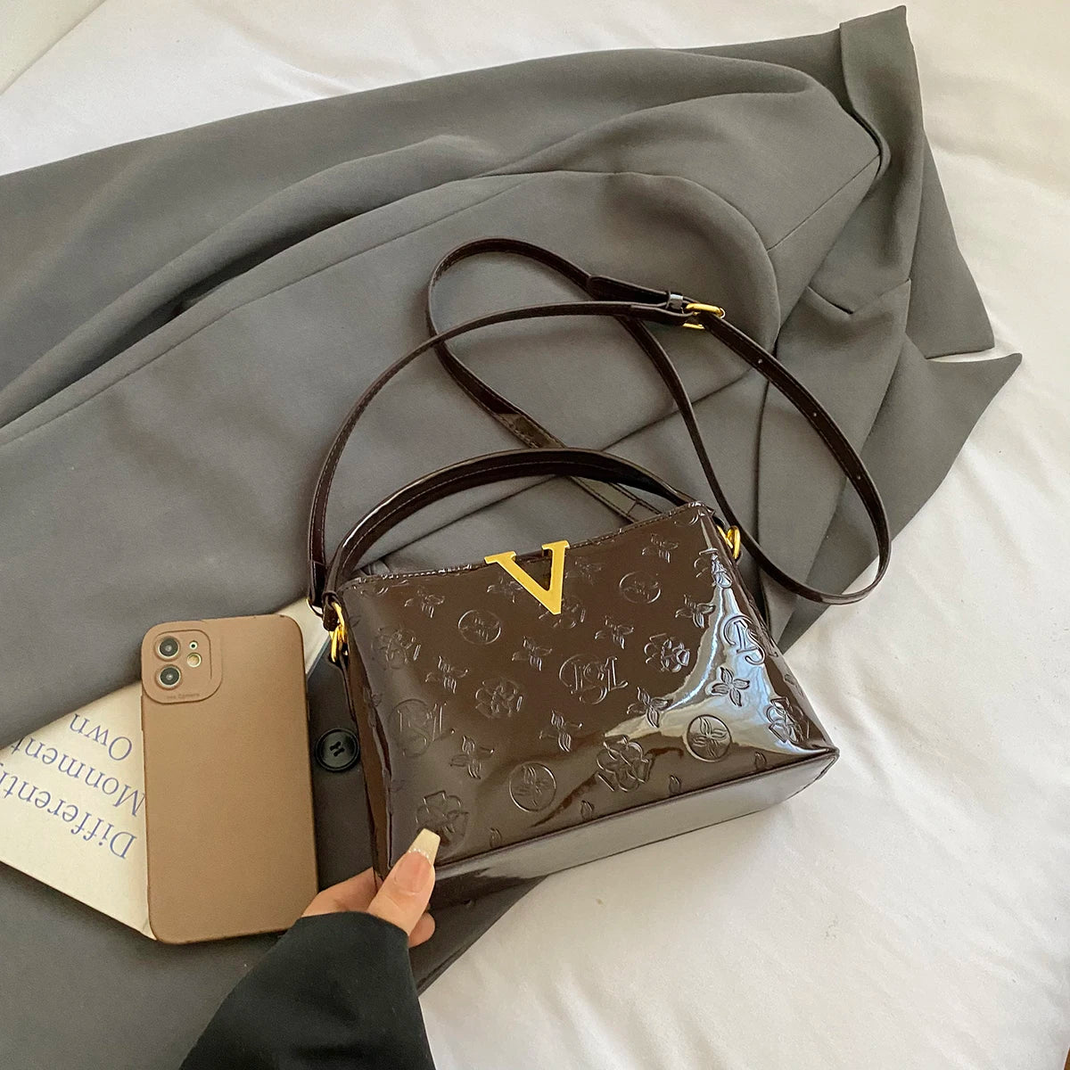 Elegant Trendy Smooth Shiny PU Solid Color Women Shoulder Bag Pattern Print Deco Handbag Crossbody Bag for Outings Party Travel
