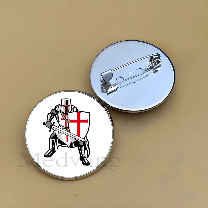 New Knights Templar brooch men's Red Cross Freemason emblem glass lapel badge hat backpack pin