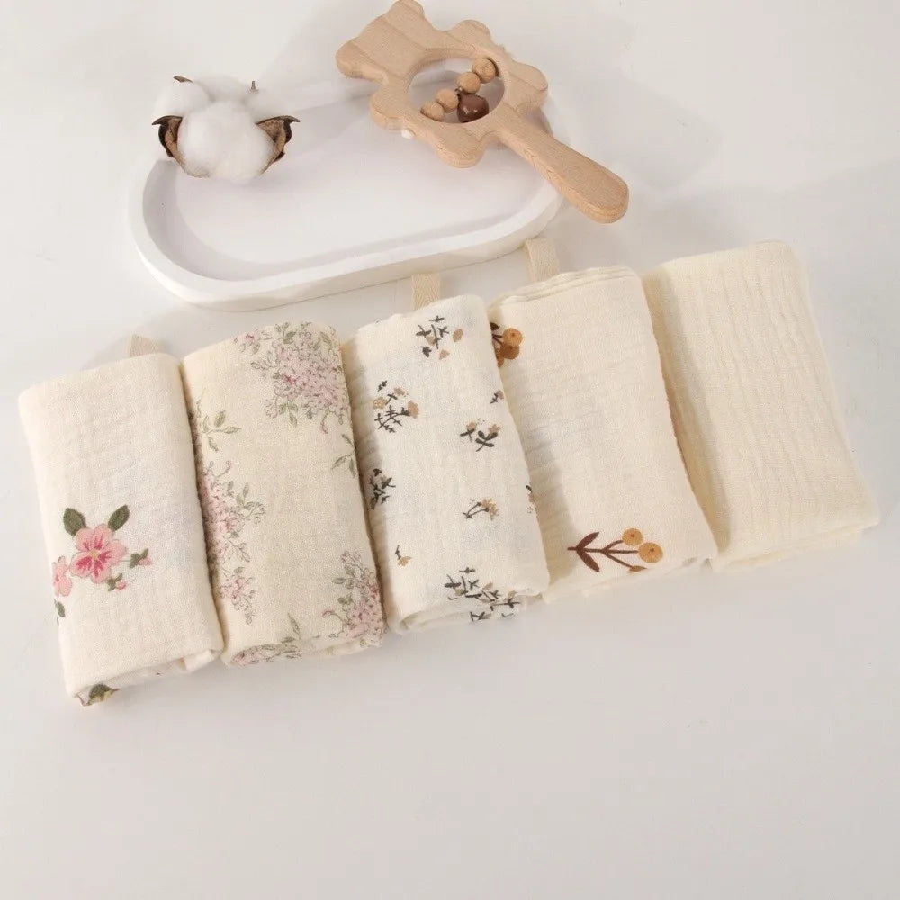4-Layer Pure Cotton Portable Washcloth for Newborns - Soft Absorbent Square Gauze Towels for Burping High Quality