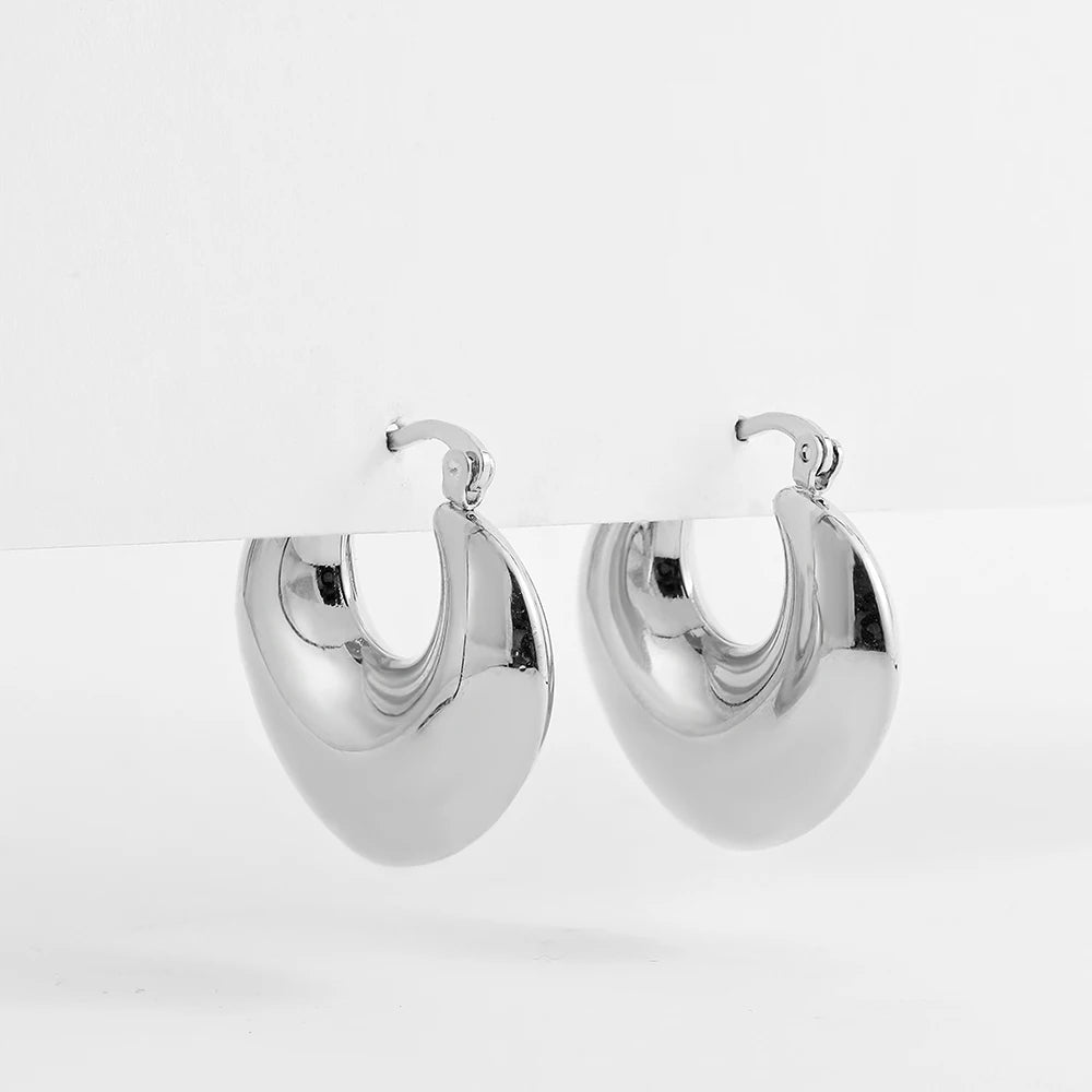 New Trend Silver Color Polished Stainless Steel CC Circle Chunky Hoop Earrings Twist PVD Dome Lightweight Hammered Drop Earrings