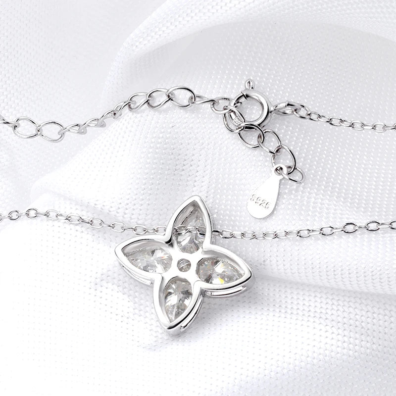 Smyoue Pear Cut 4*6mm Moissanite Necklace Pendant for Women Classic 5 Gems Luxury Jewelry S925 Sterling Silver Plated 18K Chain