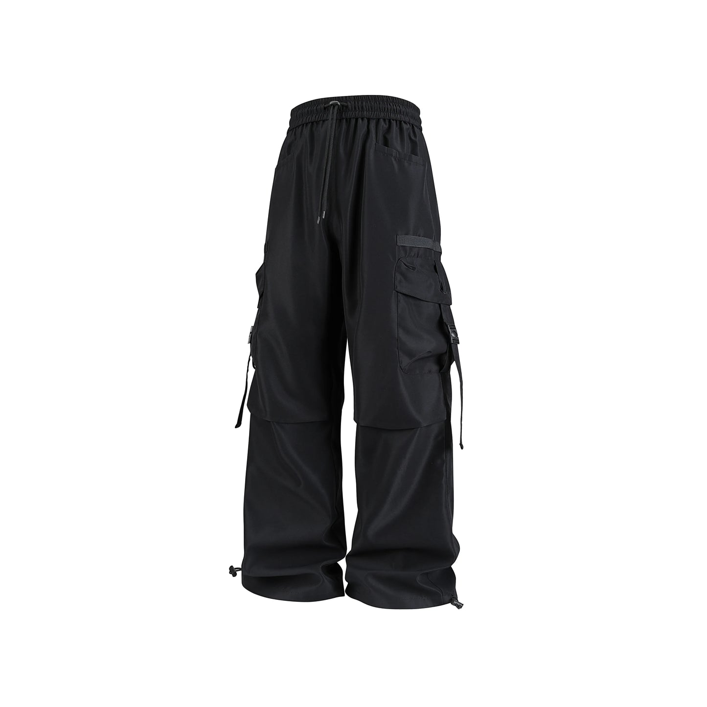 Men's sportswear pants are simple, versatile, retro and fashionable with large pleated pockets for outdoor work