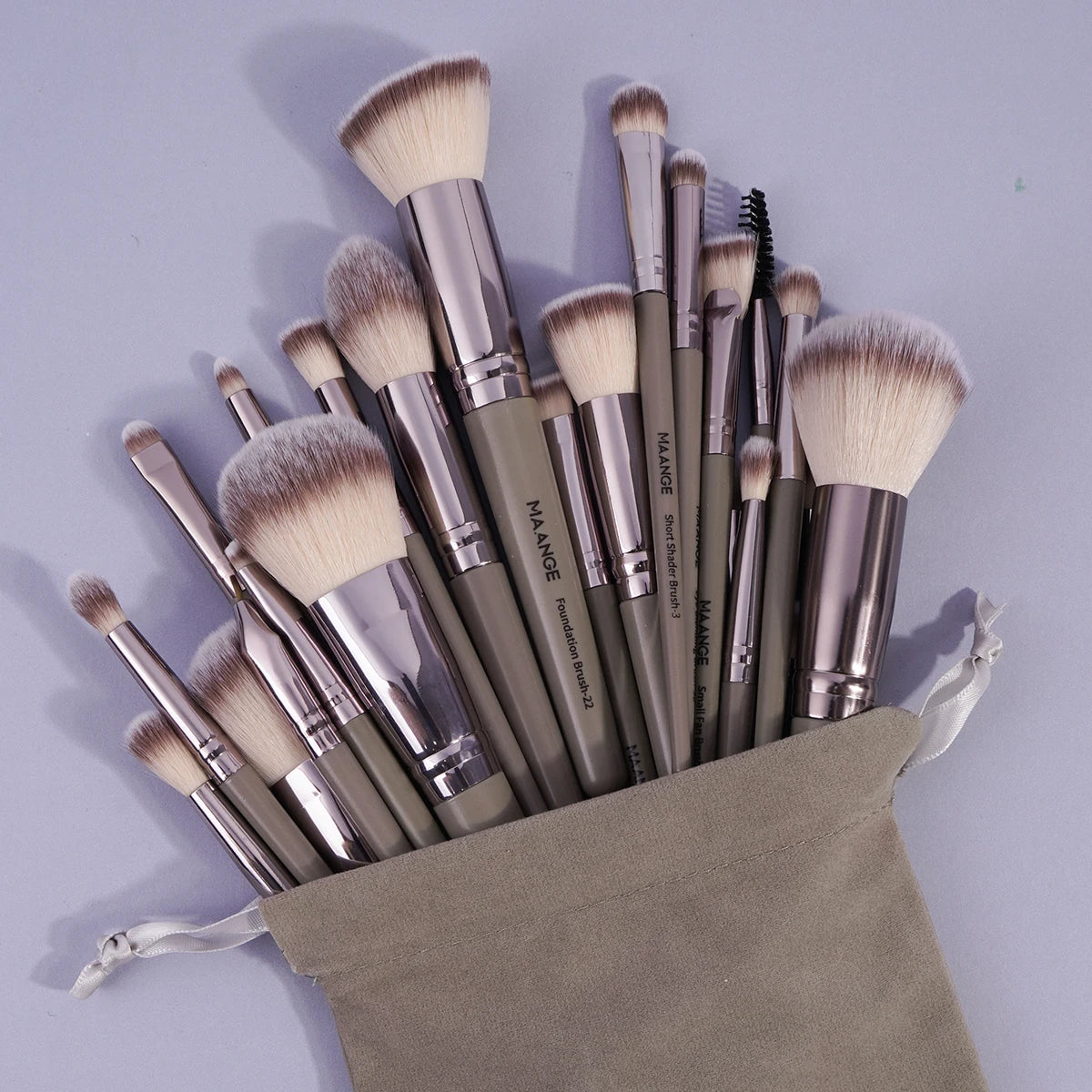 Professional Makeup Brush Set 30pcs Foundation Concealers Eye Shadows Powder Blush Blending Brushes Beauty Tools with Bag Kit