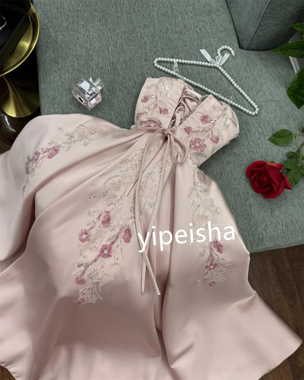 Customized Satin Sequined Applique A-line Strapless Midi Dresses Prom Dresses Modern Style Pastrol Chinese Style Fashion Sexy