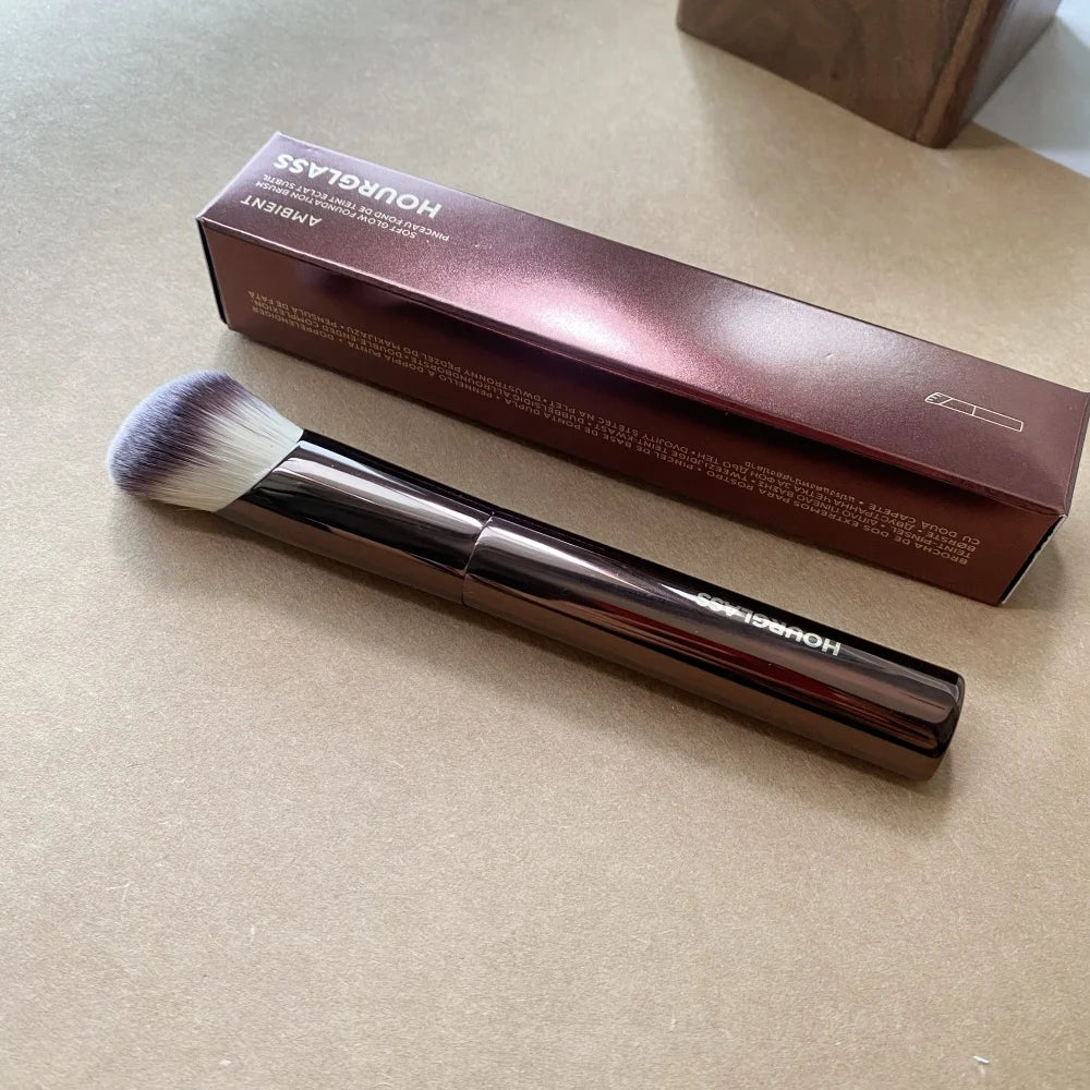 Hourglass Makeup Brushes Face Large Powder Blush Foundation Contour Highlight Blending Retractable Kabuki Cosmetic Brush Tools
