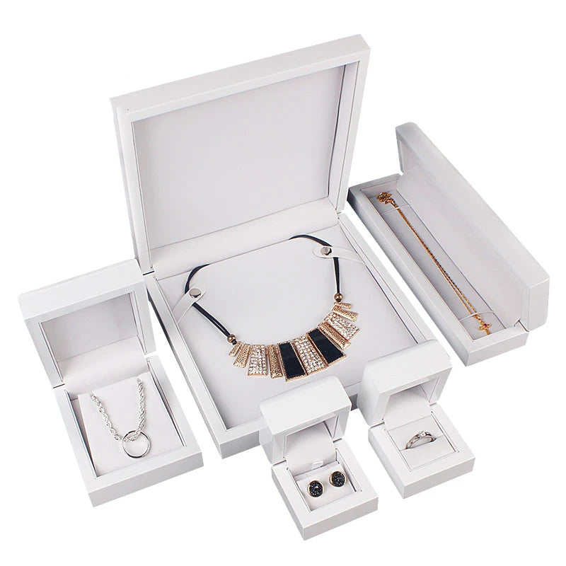 High Gloss Wooden Lacquer Finish Jewelry Ring Earing Box Jewellery Necklace Pendant Bracelet Packaging Storage Case