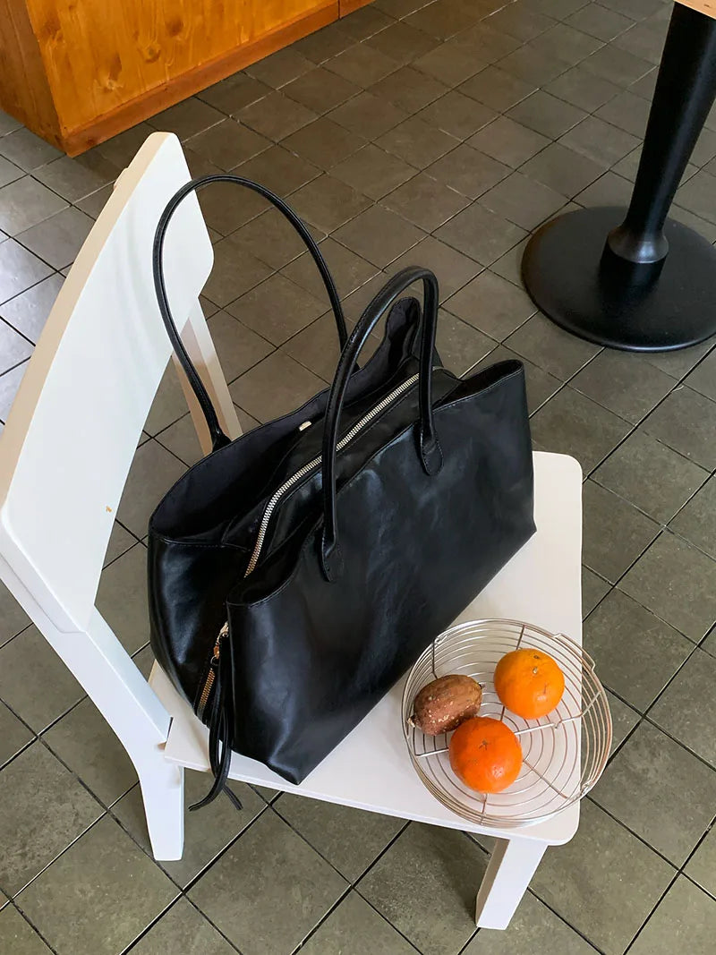 Women's PU Tote Bags Minimalist Large Capacity Multi Compartment Shoulder Bags Elegant Drawstring Commuter Handbags