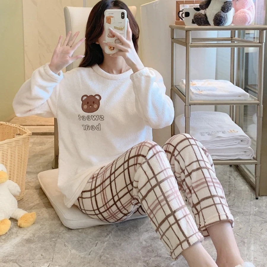 Winter Fleece Thick Women's Pajamas Set Cute Bear Plaid Long Sleeve Womens 2 Piece Outfit Set Printing Pijamas Set for Woman