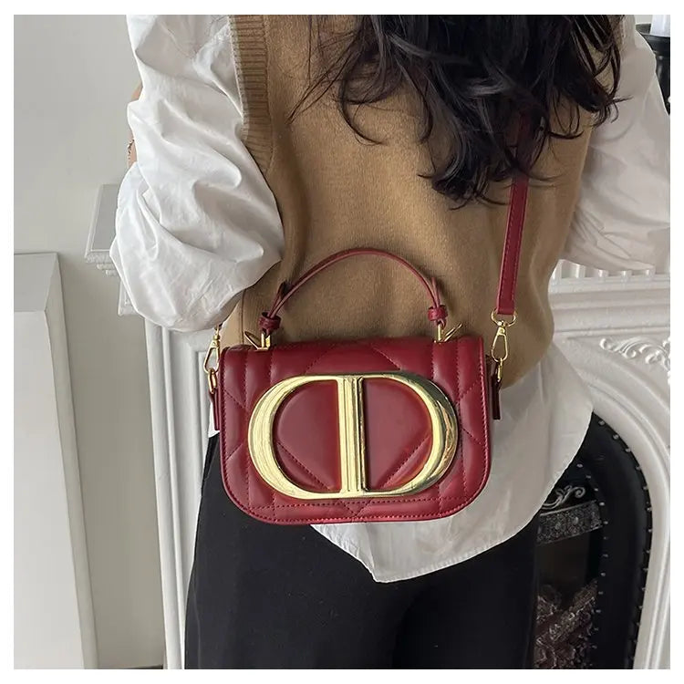 Luxury Chic Designer Diaper Bag For Women Large Capacity Tote Elegant Leather Crossbody Handbag For Fashionable And Practical