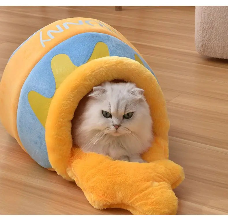 Autumn/Winter Trendy Honey Jar Cat House - Enclosed and Insulated Small Dog Kennel for All Seasons Pet Bed
