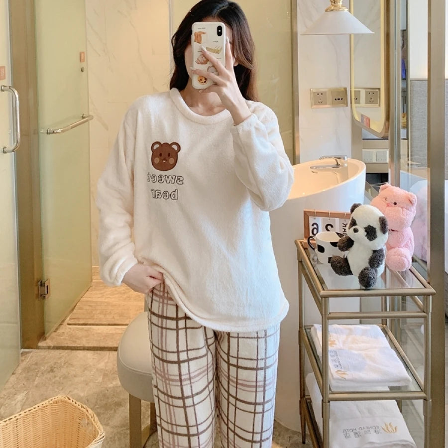 Winter Fleece Thick Women's Pajamas Set Cute Bear Plaid Long Sleeve Womens 2 Piece Outfit Set Printing Pijamas Set for Woman