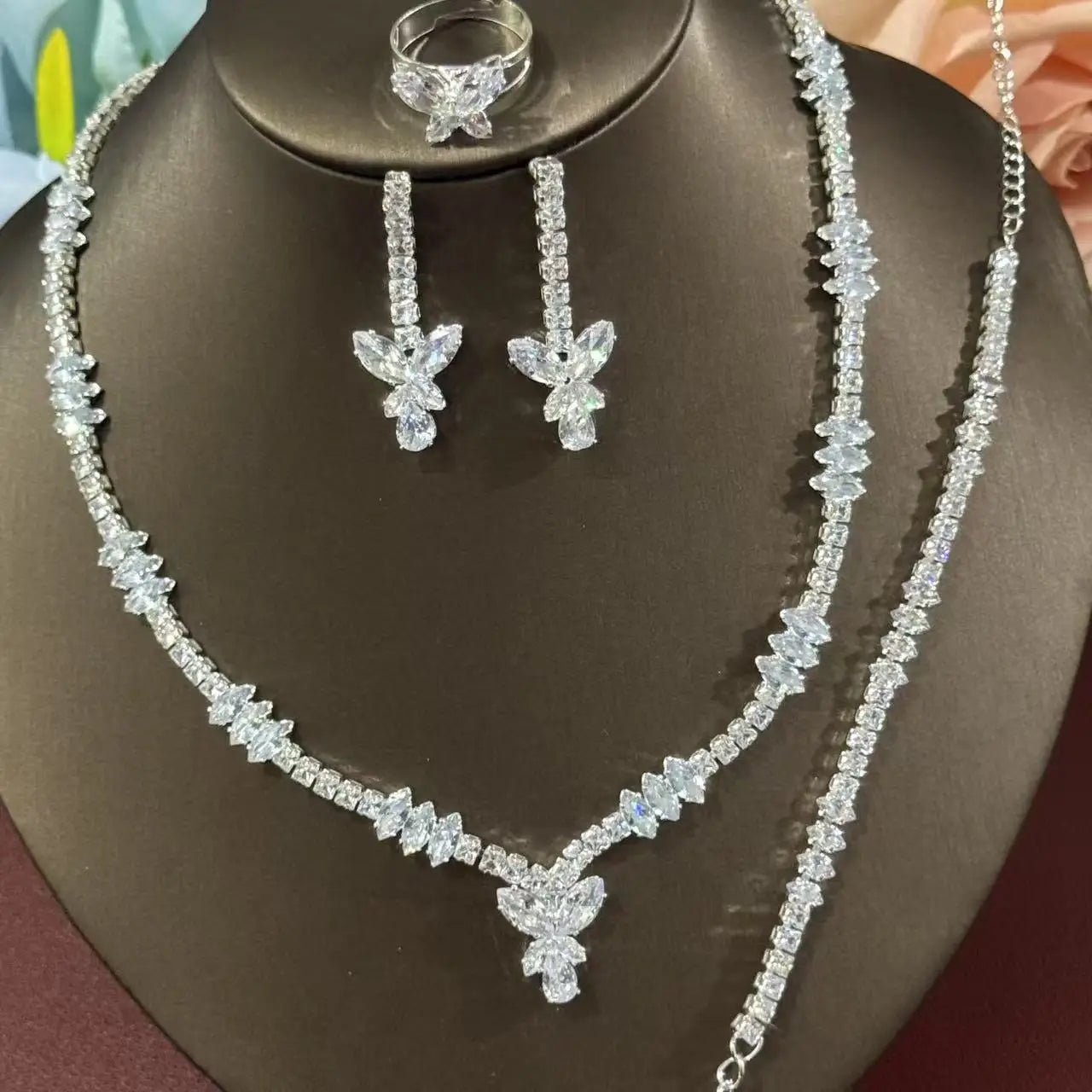 Ladies' necklace, hand jewelry, earrings, rings, wedding jewelry, 5-piece set, wedding jewelry accessories