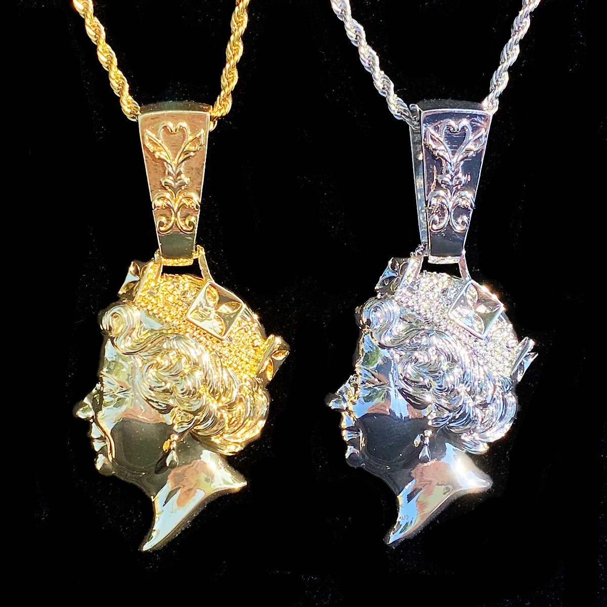 Aokaishen Iced Out United kingdom Queen Head Necklace Pendant  for Men Real Gold Plated 5A Cubic Zirconia Hip Hop Jewelry