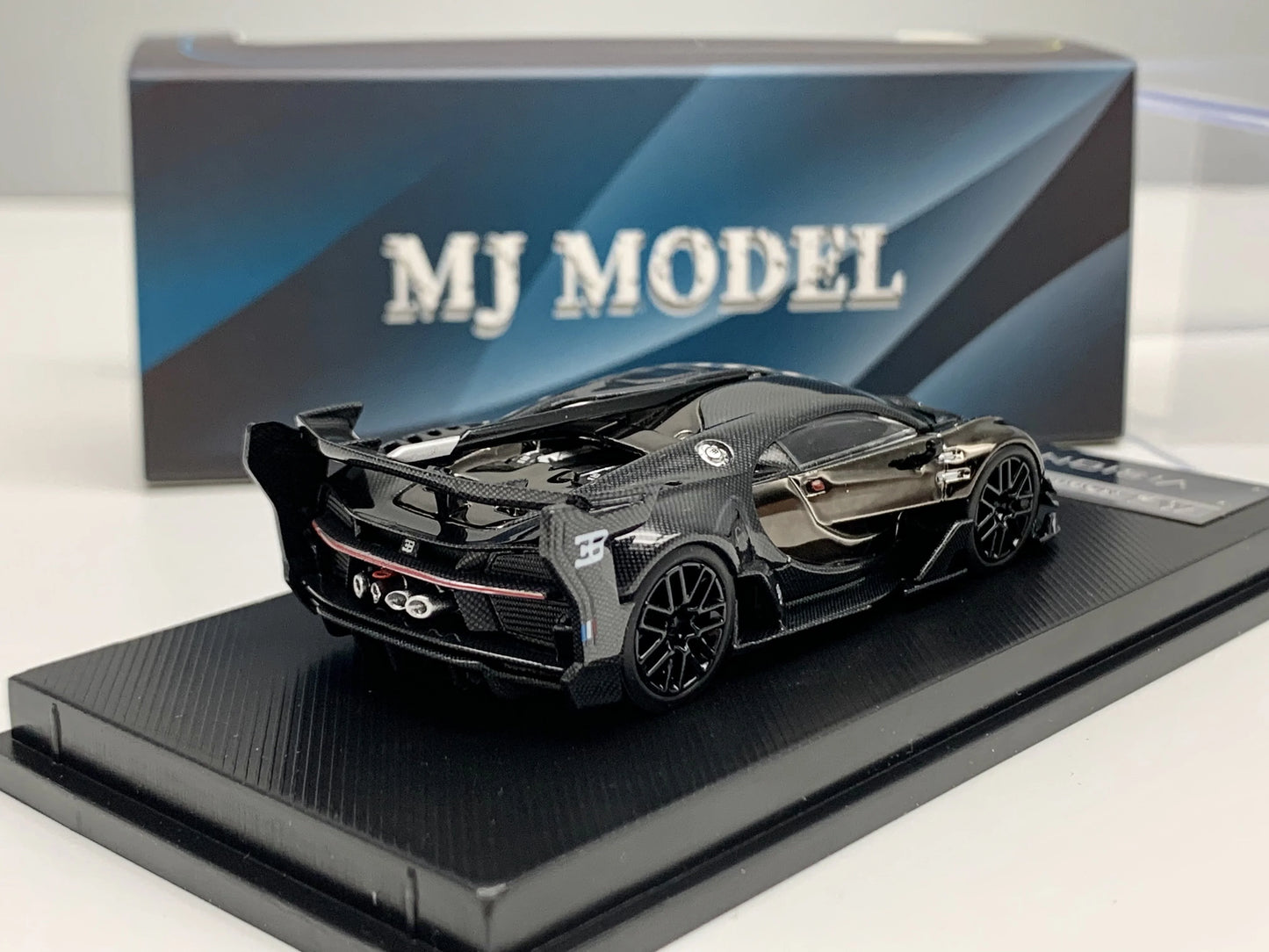 MJ 1:64 BUGATTI VISION GT Alloy Car Model Collection Ornament