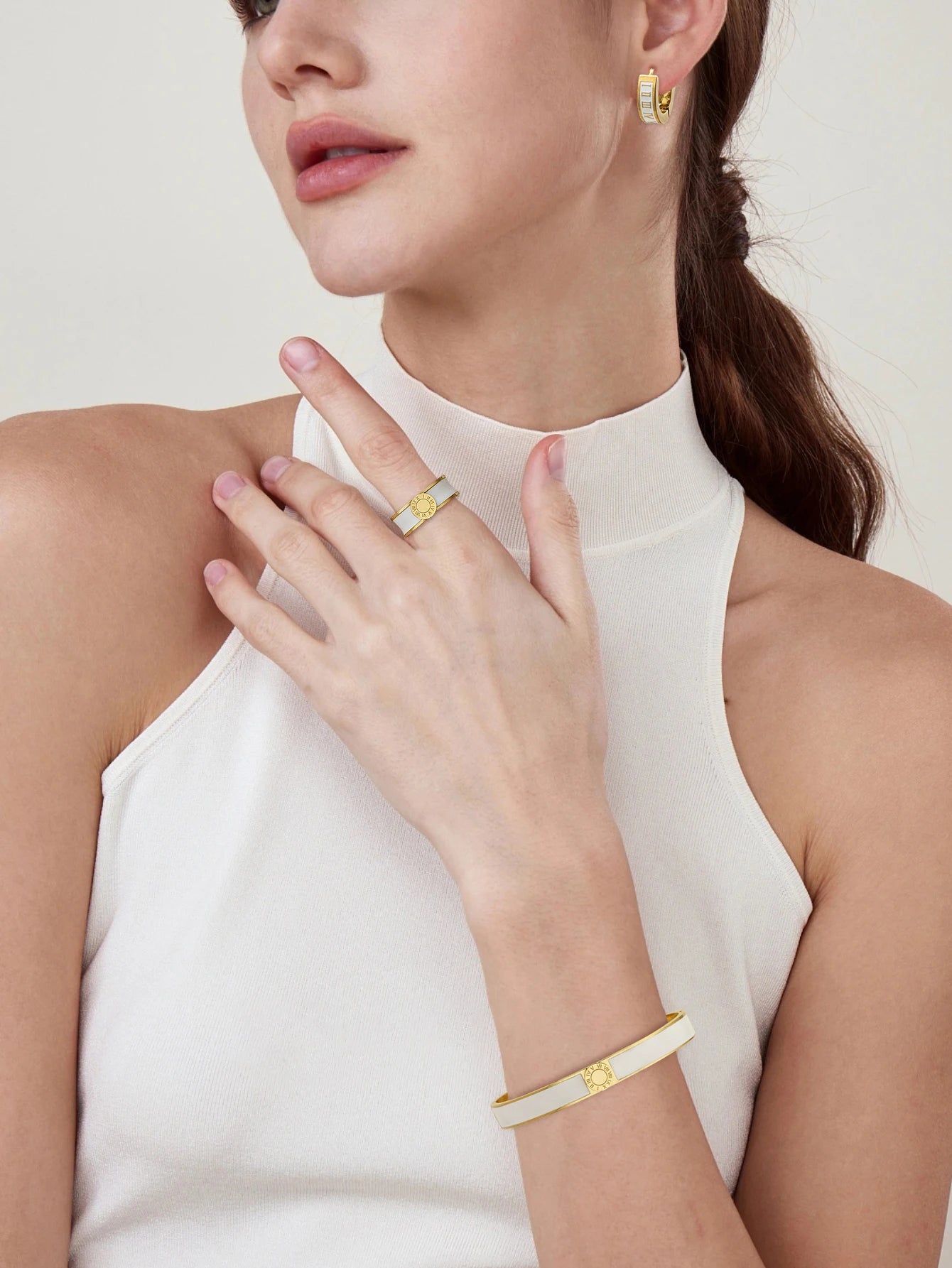 1set/4pcs New Trendy Round Roman Numerals Bracelet Stainless Steel Enamel Bangles Ring Earrings Jewelry Set Women Orange Color