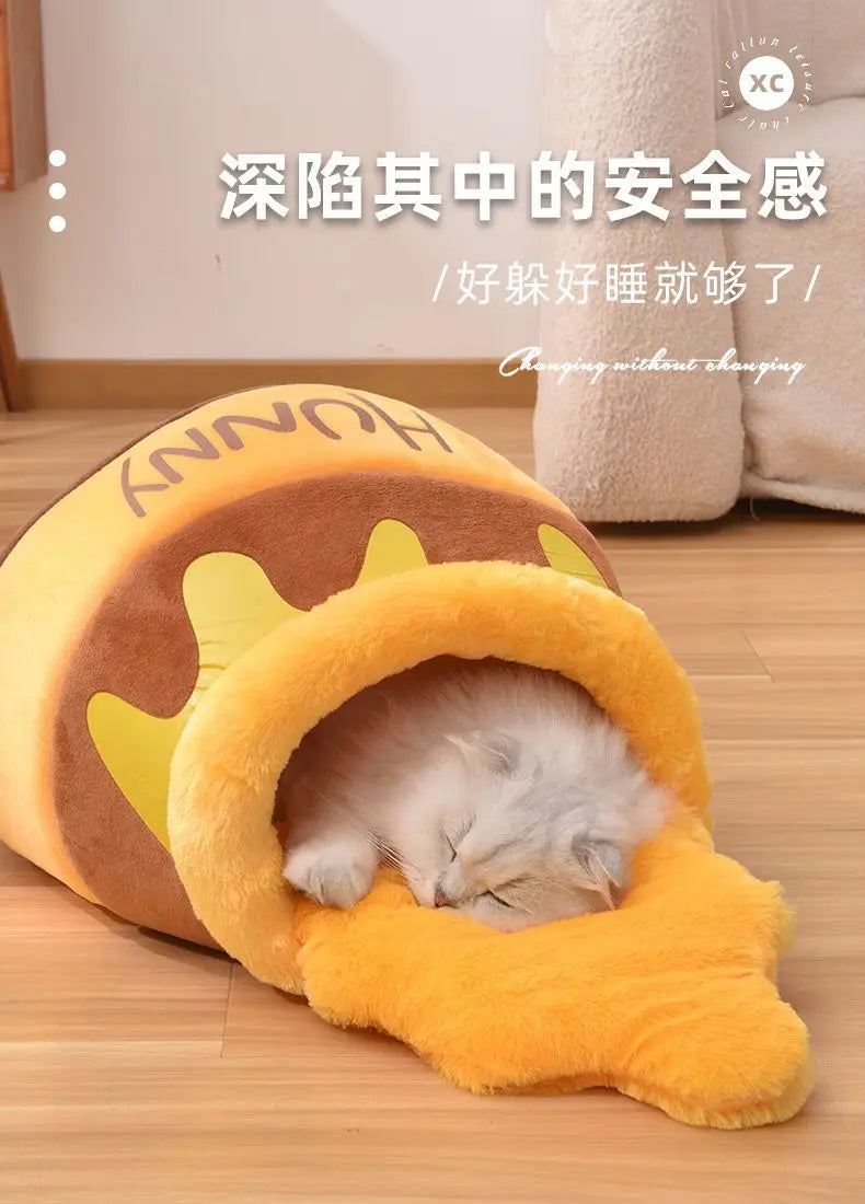 Autumn/Winter Trendy Honey Jar Cat House - Enclosed and Insulated Small Dog Kennel for All Seasons Pet Bed